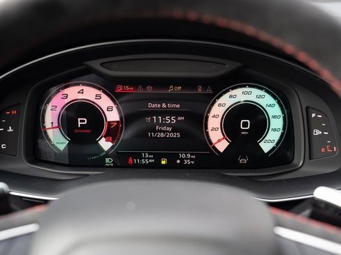 New 2026 Audi RS Q8 performance image 10