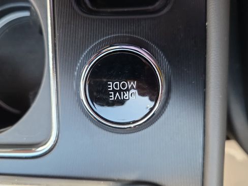 Used 2024 Lincoln Corsair AWD w/ Equipment Group 101A image 27