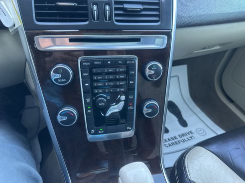 Used 2012 Volvo XC60 3.2 image 30