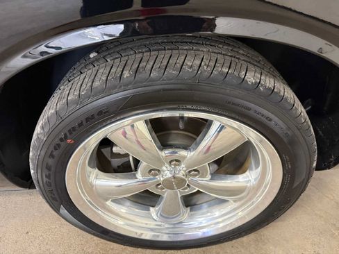 Used 2013 Dodge Challenger R/T RWD image 9
