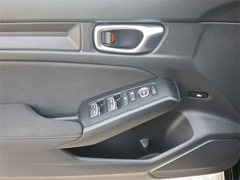 Used 2025 Honda Civic LX image 9