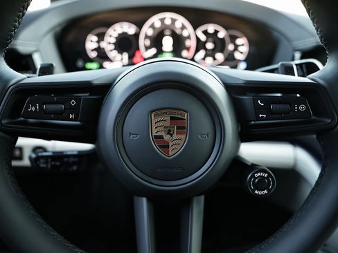 New 2026 Porsche Panamera 4 image 36