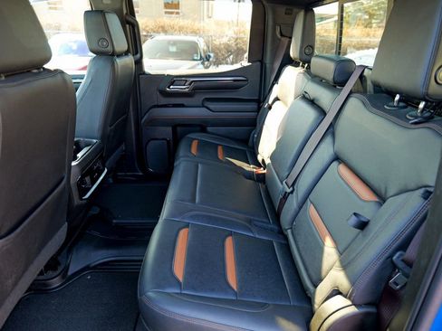 Used 2022 GMC Sierra 1500 AT4 w/ AT4 Preferred Package image 31