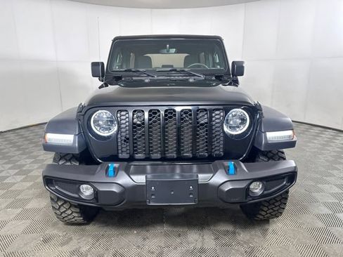 Used 2023 Jeep Wrangler Unlimited w/ Cold Weather Group image 8