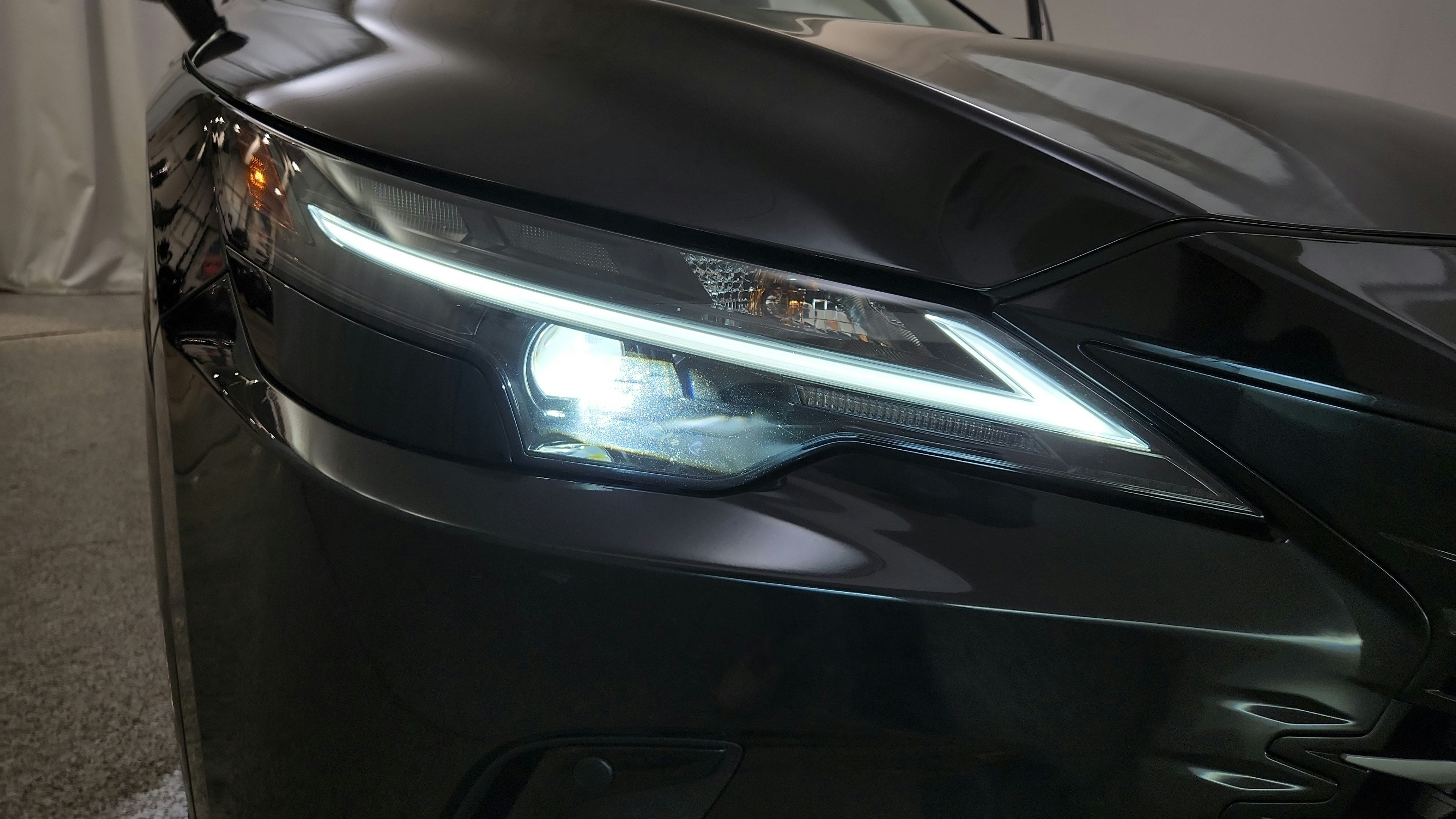 Used 2023 Lexus RX 350 Premium w/ Accessory Package AWD/4WD image 36