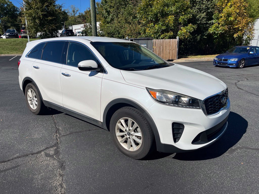 Used 2019 Kia Sorento FWD image 2