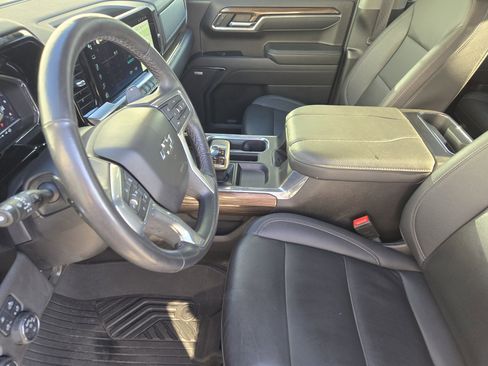 Used 2023 Chevrolet Silverado 1500 RST image 16