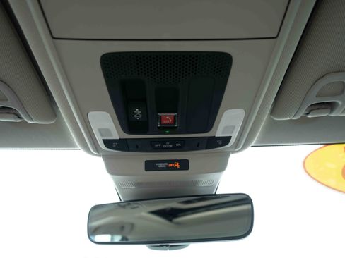 Certified 2025 Honda Accord EX-L image 18