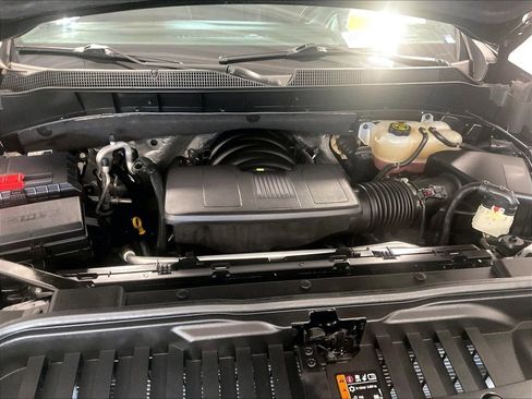 Used 2024 Chevrolet Silverado 1500 LTZ w/ Technology Package AWD/4WD image 29