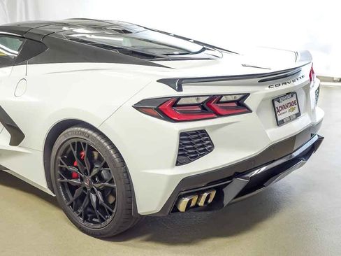Used 2023 Chevrolet Corvette Stingray Preferred Cpe w/ Battery Protection Package RWD image 8