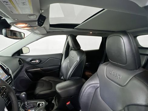 Used 2022 Jeep Cherokee Limited image 21