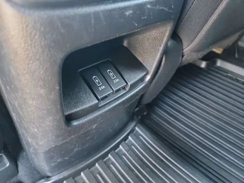 Used 2018 Honda CR-V EX image 29