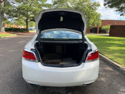 Used 2010 Buick LaCrosse CXS w/ Touring Package FWD image 20