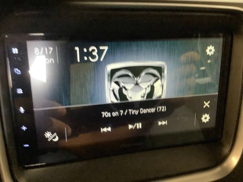 Used 2017 RAM 1500 Express AWD/4WD image 37