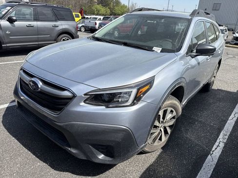 Used 2020 Subaru Outback 2.5i image 5