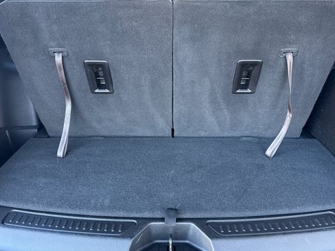 Used 2019 GMC Acadia Denali w/ Technology Package image 17