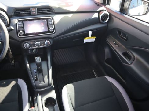 Used 2025 Nissan Versa S w/ Trunk Package image 12