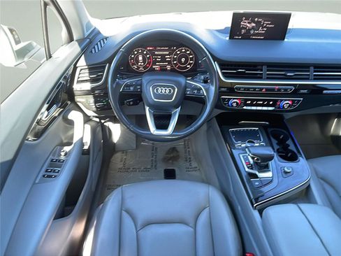 Used 2018 Audi Q7 3.0T Prestige w/ Prestige Package image 19