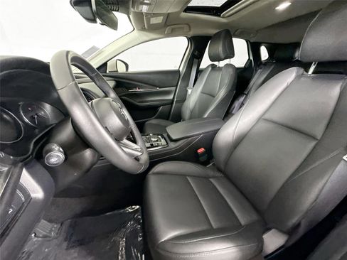 Certified 2024 MAZDA CX-30 AWD 2.5 S w/ Preferred Package image 3