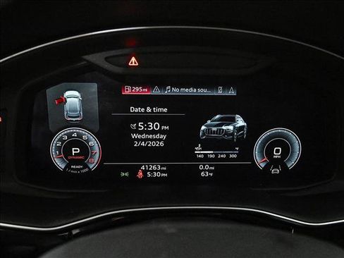 Used 2023 Audi Q8 Premium Plus w/ Premium Plus Package image 11