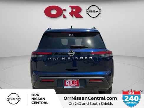 Used 2025 Nissan Pathfinder SV FWD image 6