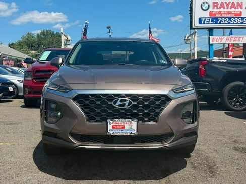 Used 2019 Hyundai Santa Fe SE FWD image 11