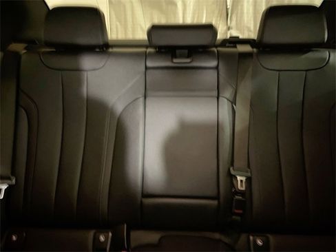 Used 2023 BMW 530i 530i w/ Premium Package image 13