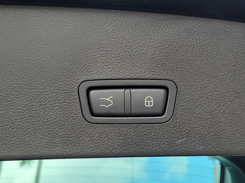 Used 2024 Alfa Romeo Tonale Ti w/ Premium Interior Package image 18