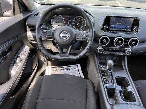 Used 2024 Nissan Sentra S image 12