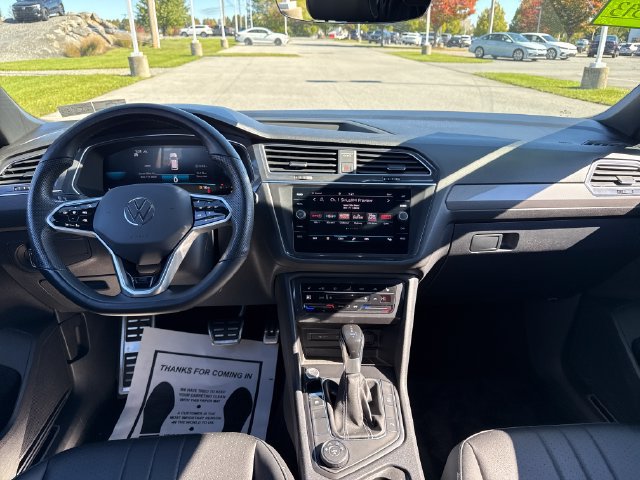Certified 2023 Volkswagen Tiguan SE R-Line AWD/4WD image 20