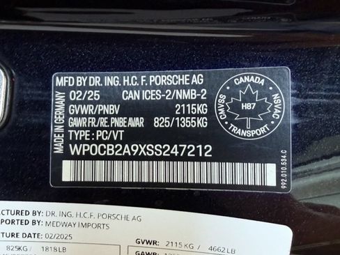 Used 2025 Porsche 911 Carrera 4 GTS w/ Premium Package AWD/4WD image 51