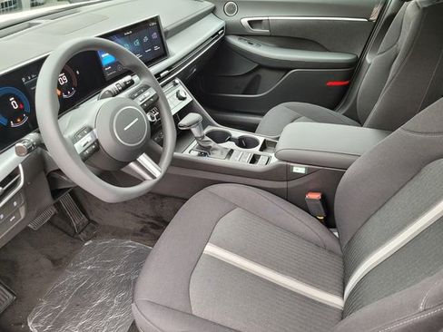 New 2026 Hyundai Sonata SE FWD image 11