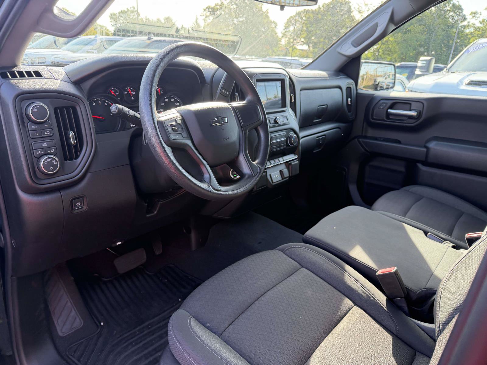 Certified 2026 Chevrolet Silverado 1500 Custom w/ Rally Edition AWD/4WD image 12