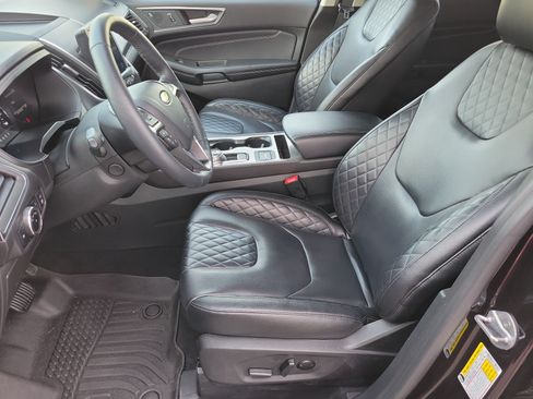 Used 2024 Ford Edge Titanium w/ Equipment Group 301A AWD/4WD image 9
