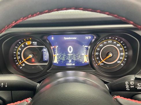 Certified 2024 Jeep Wrangler Unlimited Rubicon AWD/4WD image 14