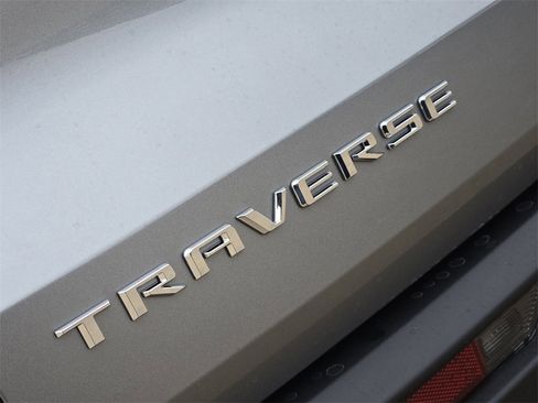 New 2026 Chevrolet Traverse LT image 22