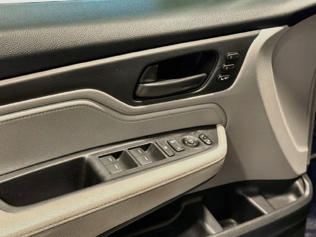 Used 2019 Honda Odyssey EX-L image 16