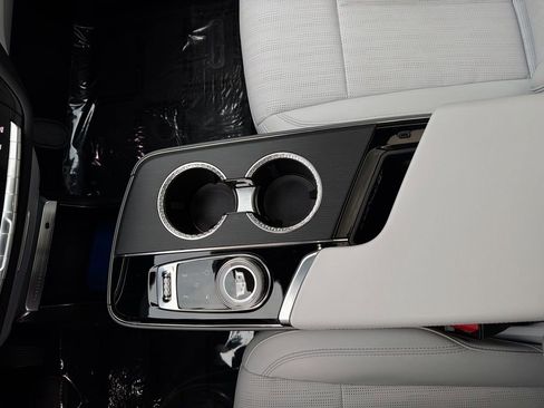 Used 2024 Cadillac Lyriq Luxury w/ LPO, Floor Liner Package AWD/4WD image 21