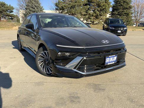 New 2026 Hyundai Sonata SEL image 2
