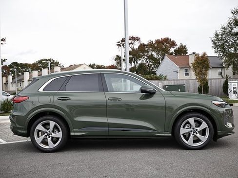 New 2025 Audi Q5 Prestige image 4