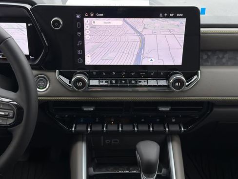 New 2026 Chevrolet Colorado ZR2 image 15