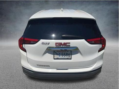 Used 2020 GMC Terrain SLE FWD image 4