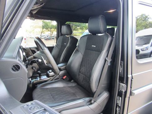 Used 2017 Mercedes-Benz G 550 Squared image 13