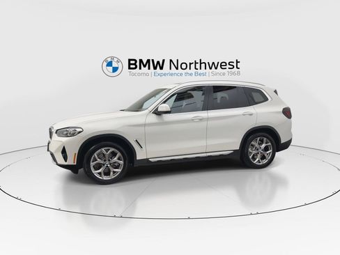 Used 2023 BMW X3 xDrive30i w/ Premium Package w/ZPA AWD/4WD image 10