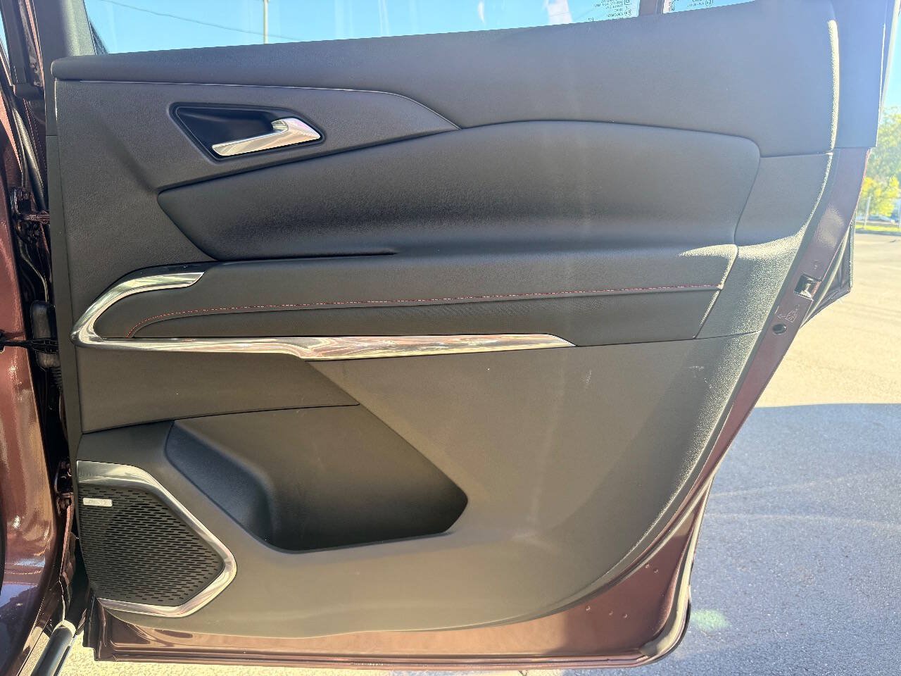 Used 2025 Chevrolet Traverse RS w/ LPO, Floor Liner Package AWD/4WD image 49