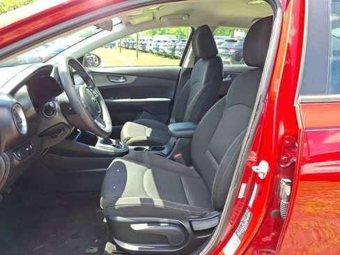 Used 2020 Kia Forte LXS FWD image 13