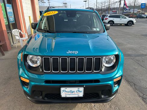 Used 2022 Jeep Renegade Sport w/ Sport Appearance Group image 9
