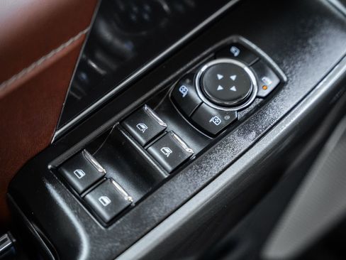 Used 2023 Ford F150 Lariat w/ Equipment Group 502A High image 45