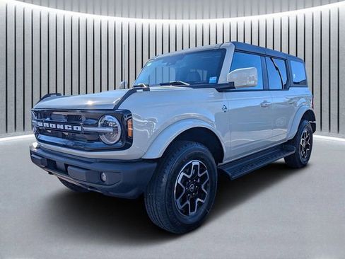 New 2025 Ford Bronco Outer Banks image 7
