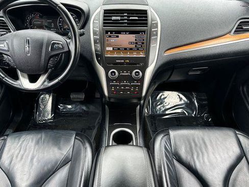 Used 2019 Lincoln MKC Select FWD image 14